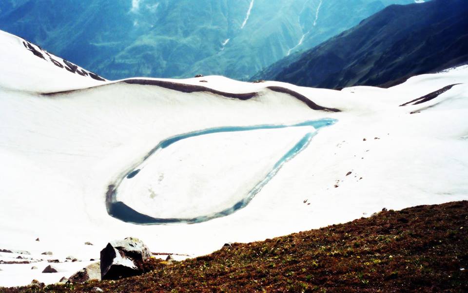 آنسو جھیل (Ansoo Lake)